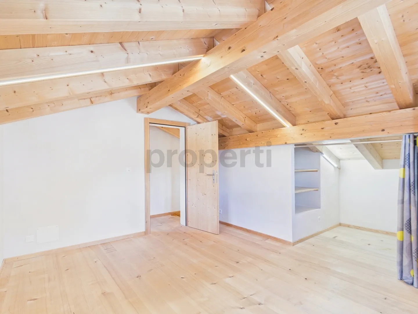 Modern 4-room multiplex house with a view of the Valais mountains in Les Marécottes - Photo 5 of 12