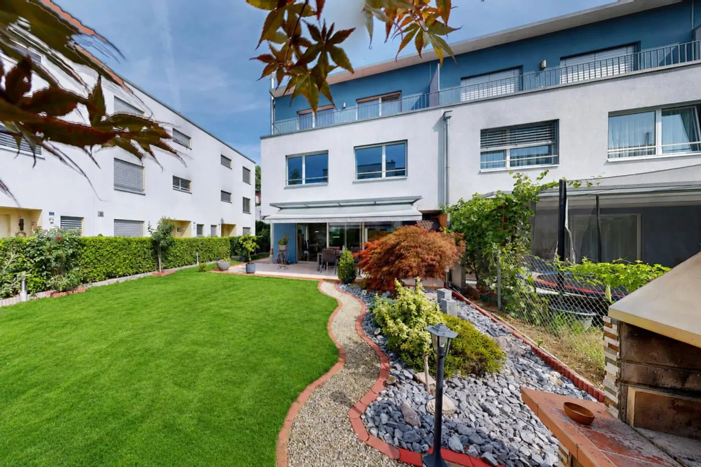 Casa angolare di 6,5 stanze a Schlieren - Foto 4 di 30