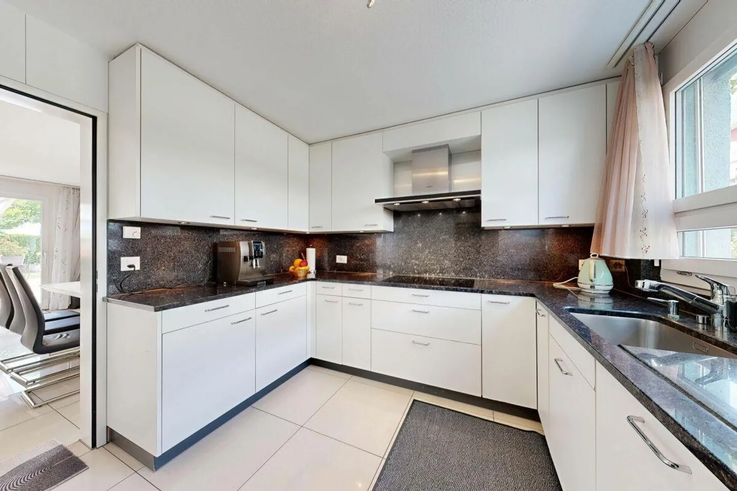 Casa angolare di 6,5 stanze a Schlieren - Foto 11 di 30