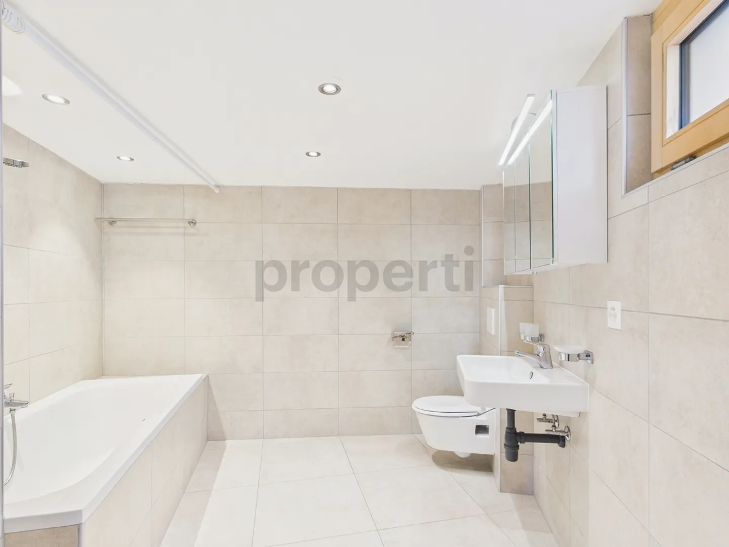 Modern 4-room multiplex house with a view of the Valais mountains in Les Marécottes - Photo 9 of 12