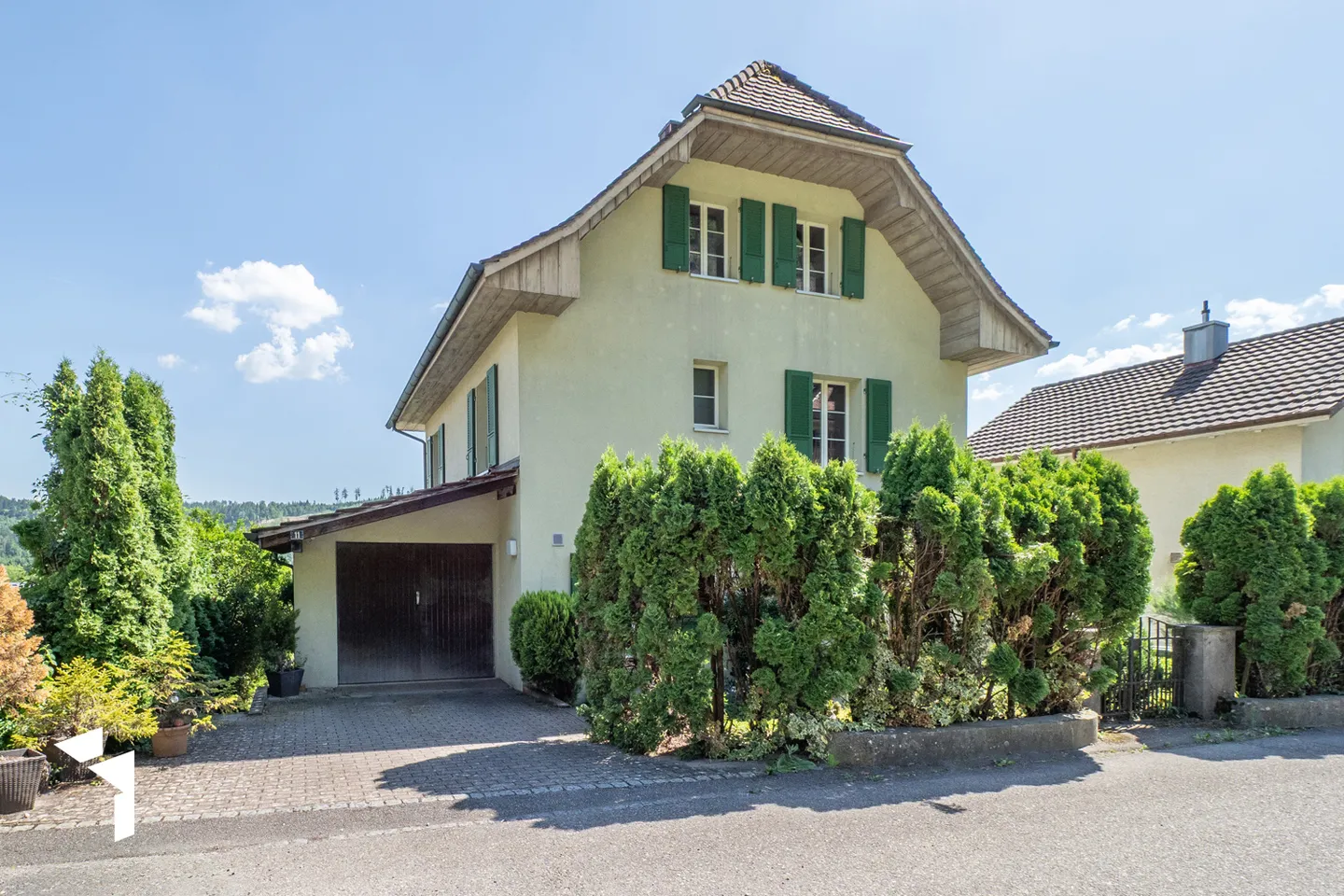 Haus 5.5 Zimmer - Foto 3 von 13