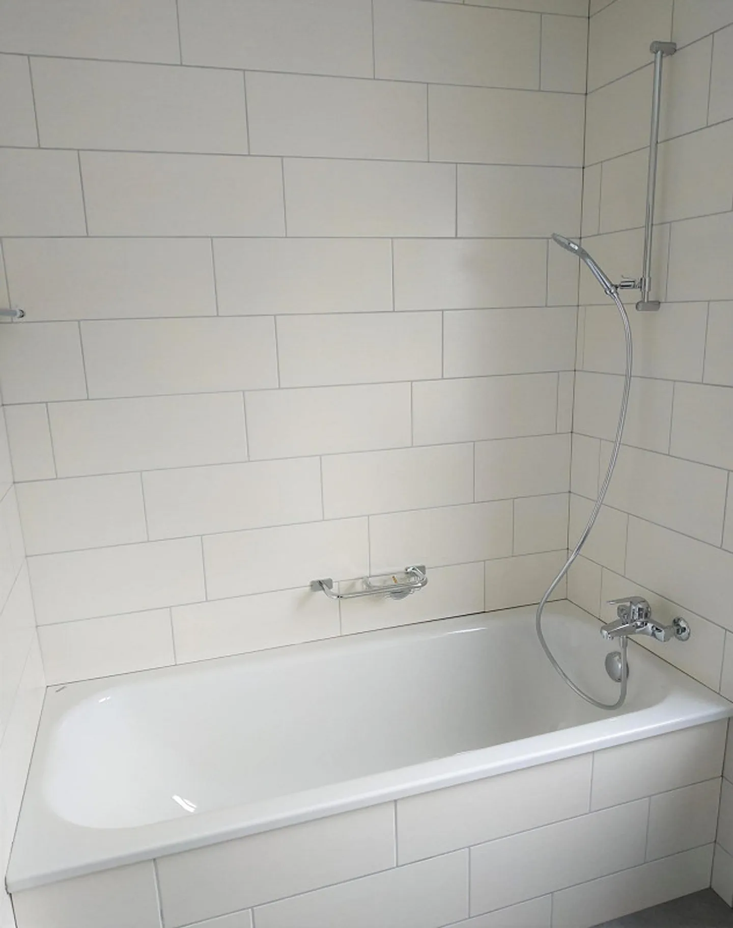 3.5-room apartment on the outskirts of Arth - extensively renovated - Photo 7 of 9