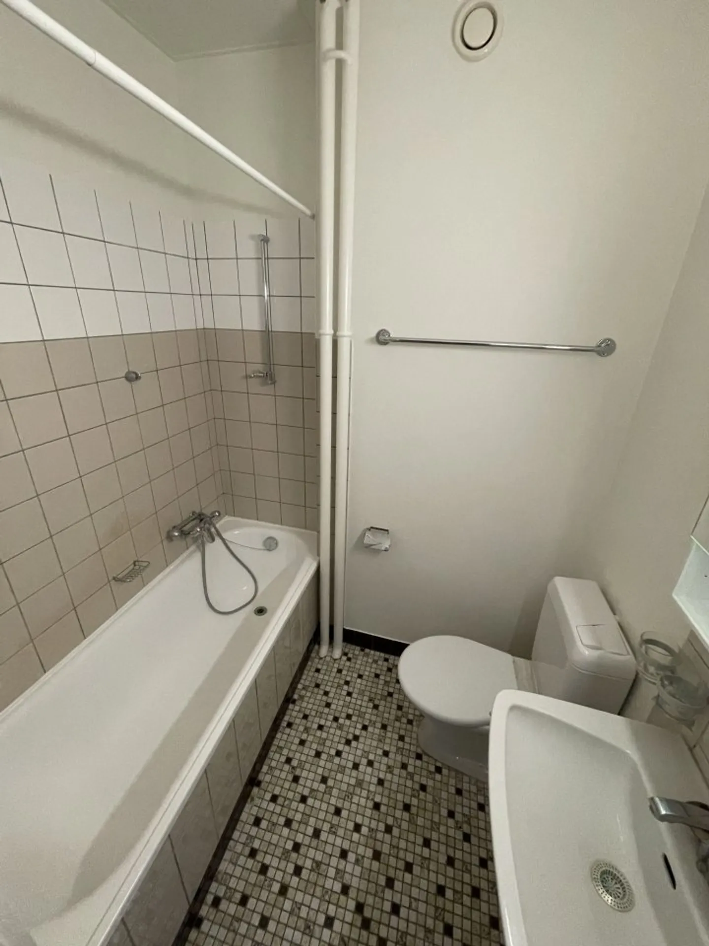 04880 - Appartamento 2 locali - Promenade 13 - La Chaux-de-Fonds - Foto 5 di 5