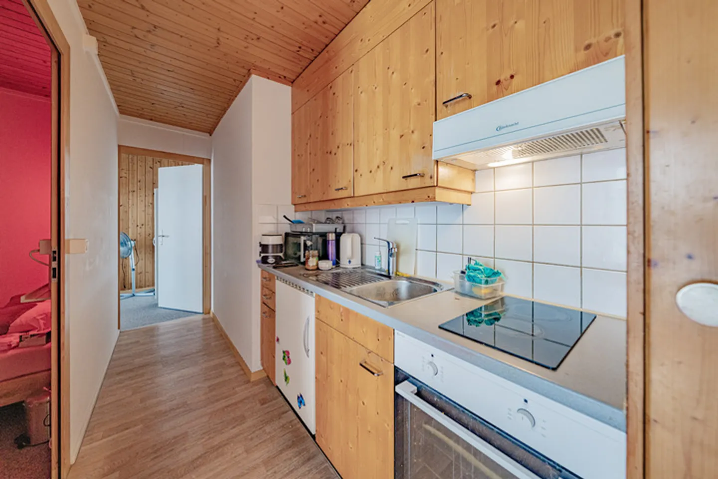 Residential building for sale - Photo 4 of 8