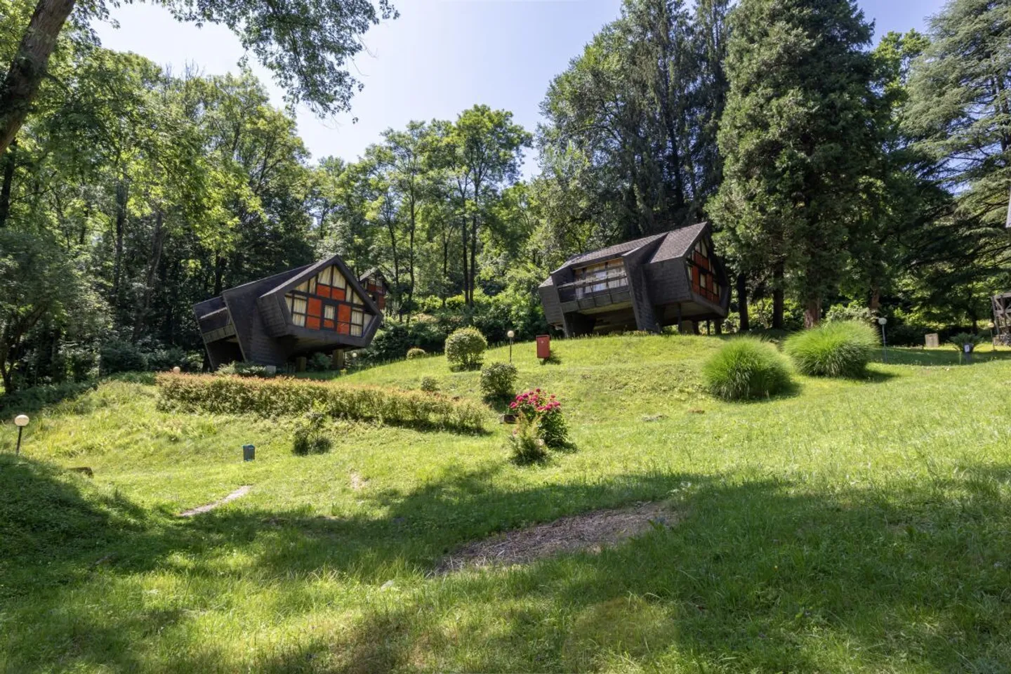 Ein zauberhafter Rückzugsort nur wenige Schritte vom Lago Maggiore entfernt - Foto 1 von 9