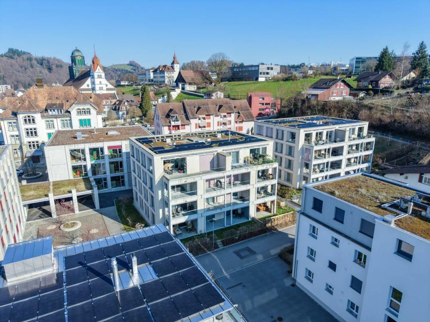 Maison moderne près de la ville de Willisau - Photo 1 sur 11