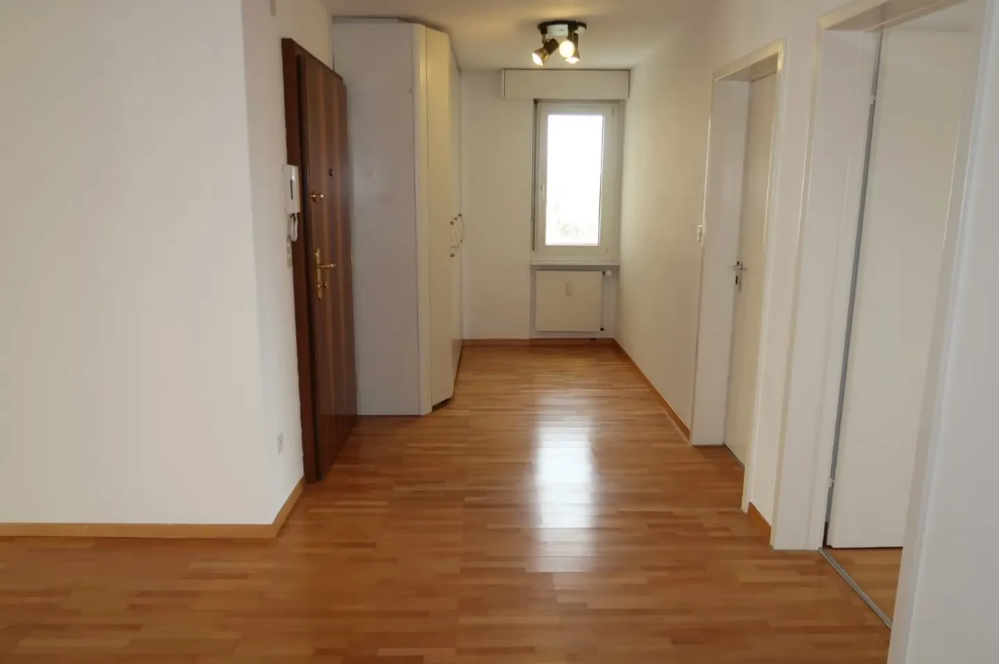 Charming 3-Room Apartment - Photo 7 of 9