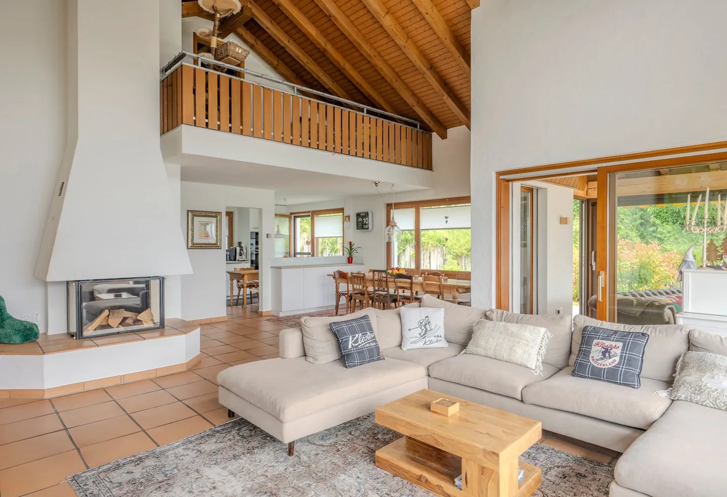 Maison individuelle élégante avec appartement séparé dans un emplacement élevé privilégié - Photo 5 sur 20