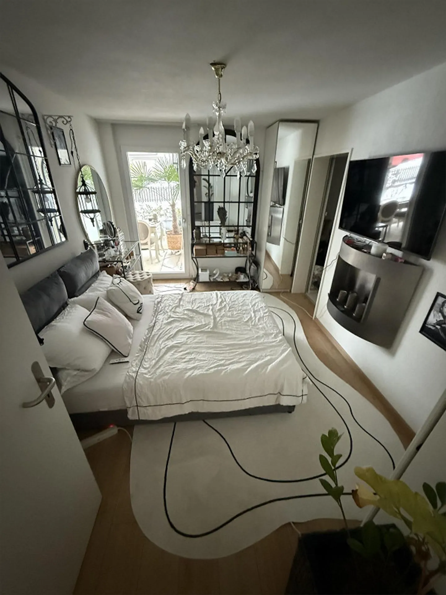 2.5 Zi. mit Wintergarten, Garten und Fussbodenheizung - Foto 7 von 9