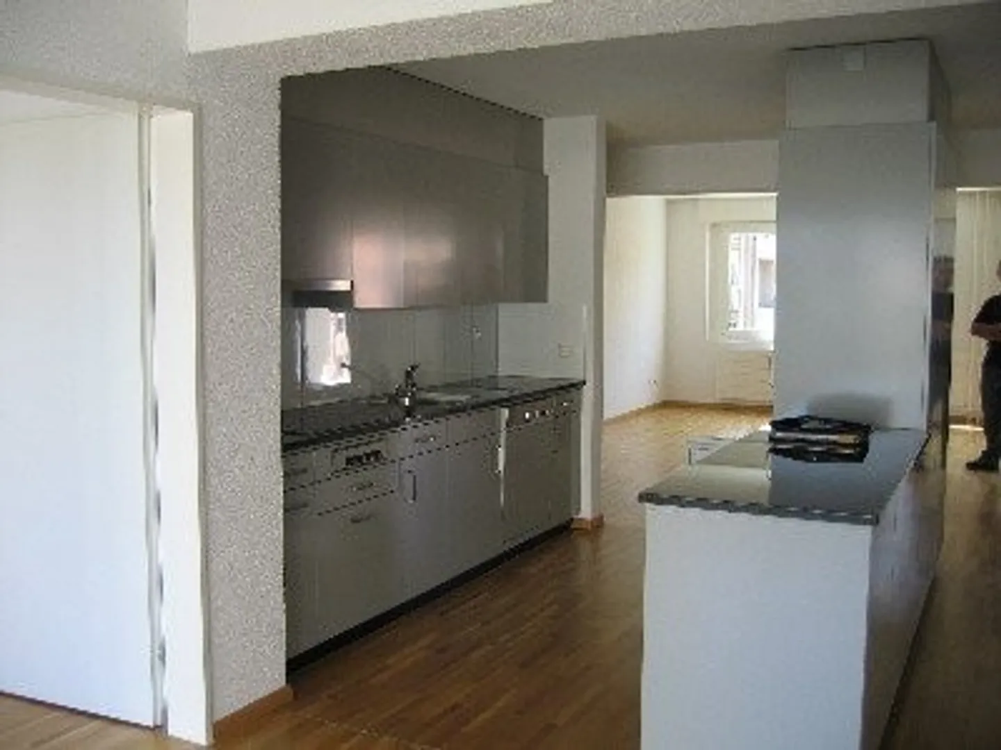 Appartamento moderno a Oerlikon - Foto 3 di 4