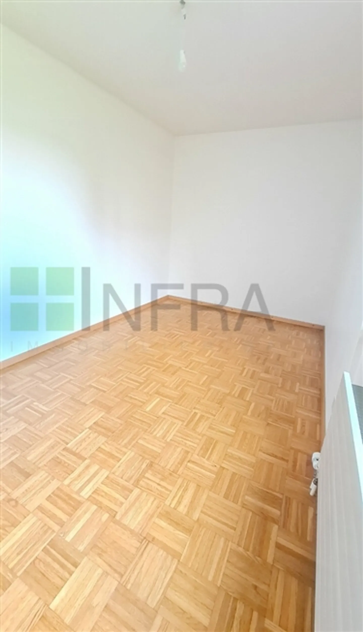 Appartamento di 5,5 stanze al piano terra - Foto 13 di 16