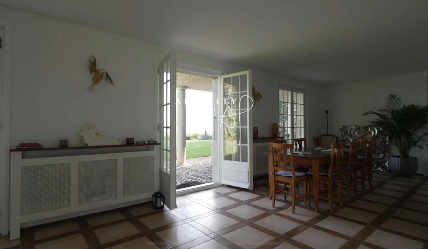 Villa Charmante avec Vue Lac - Photo 9 sur 9