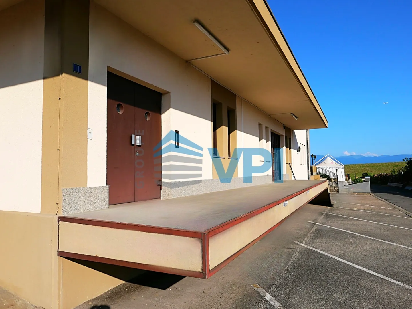 Gland- Local/dépôt de 450 m2 à louer - Photo 3 sur 4