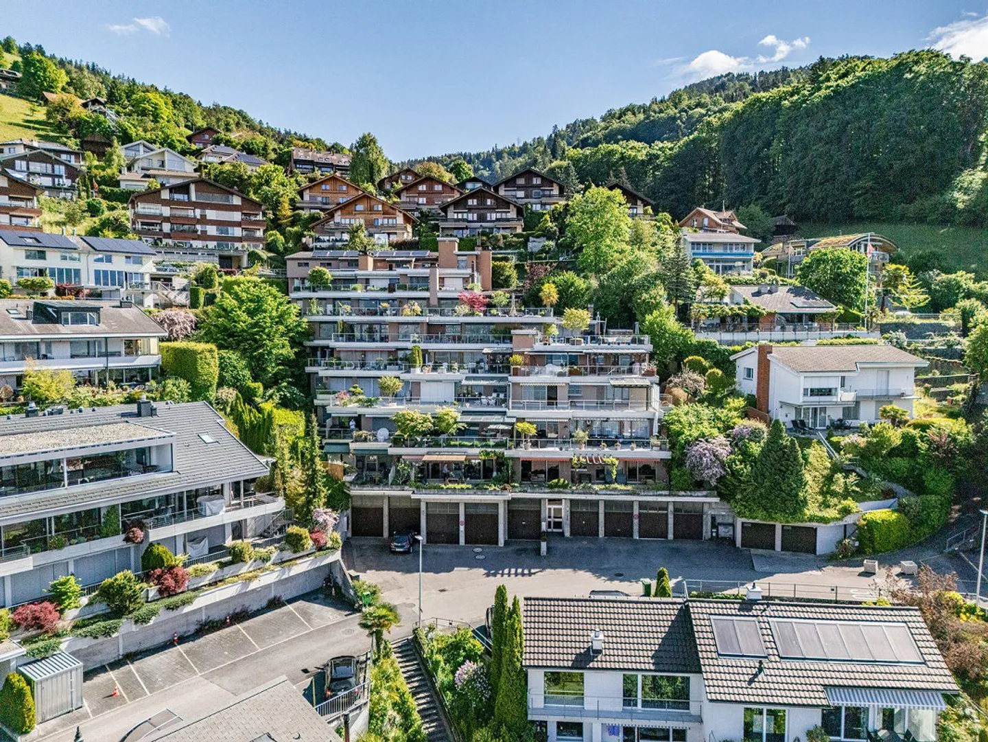 Charmantes Terrassenhaus mit Aussicht - Foto 3 von 13