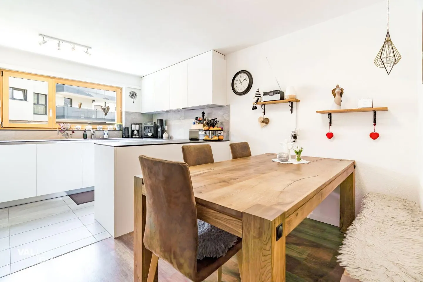 Expérience de vie moderne de 5,5 pièces au cœur de Visp - spacieux, central et familial - Photo 4 sur 13