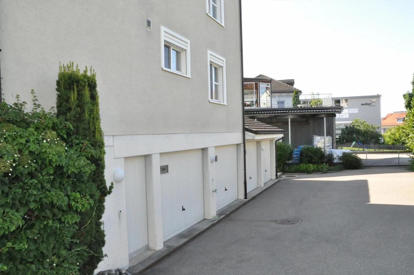 Sichere Auto-Garage für Ihr Fahrzeug - Foto 2 von 2