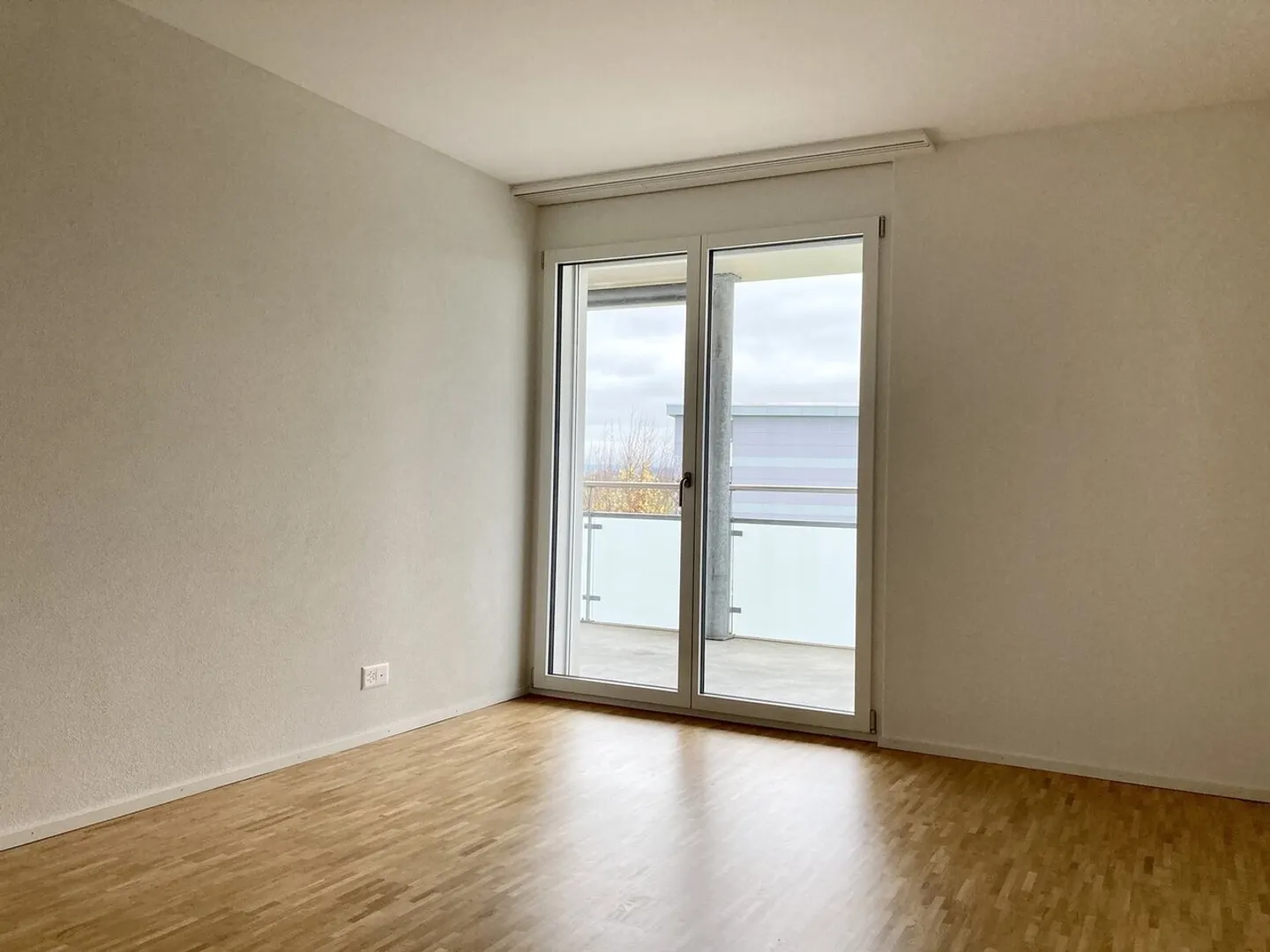 Appartement moderne avec balcon spacieux - Photo 4 sur 8