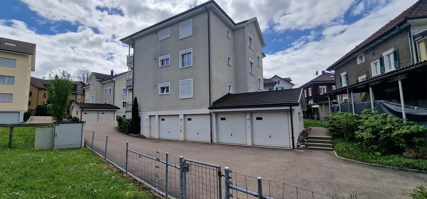 Sichere Auto-Garage für Ihr Fahrzeug - Foto 1 von 2