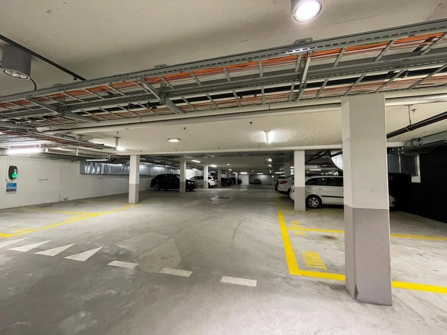 Parking space for rent - Photo 2 of 2