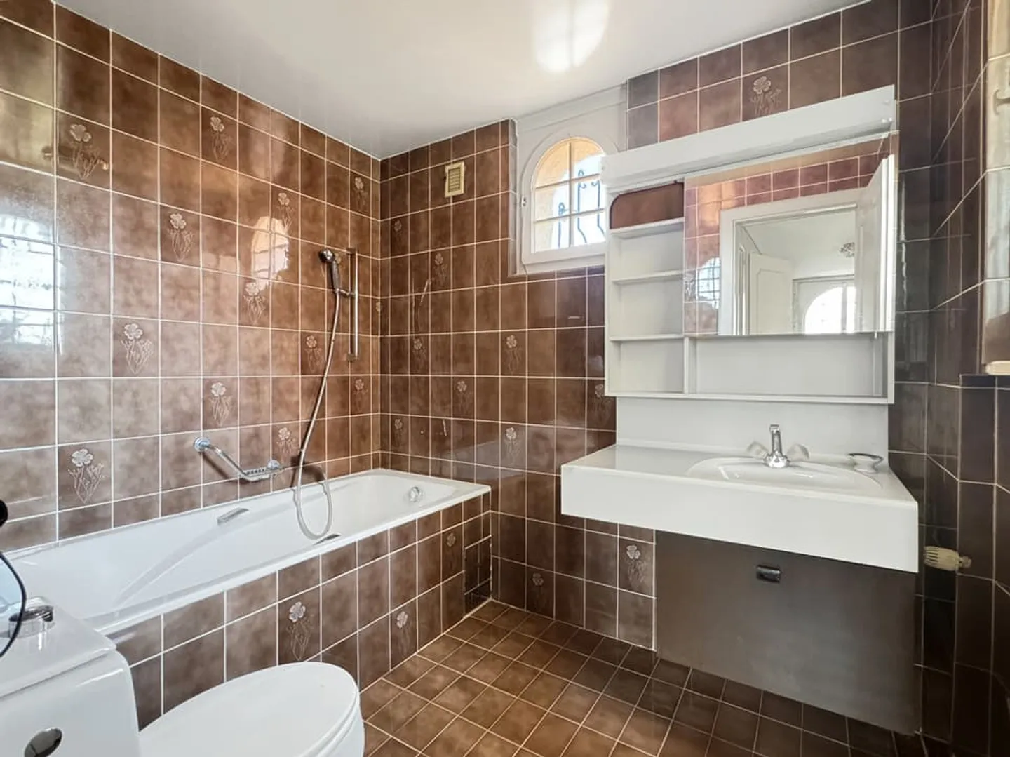 Individual villa in Founex on a very beautiful plot of 1400m2 - Photo 8 of 10