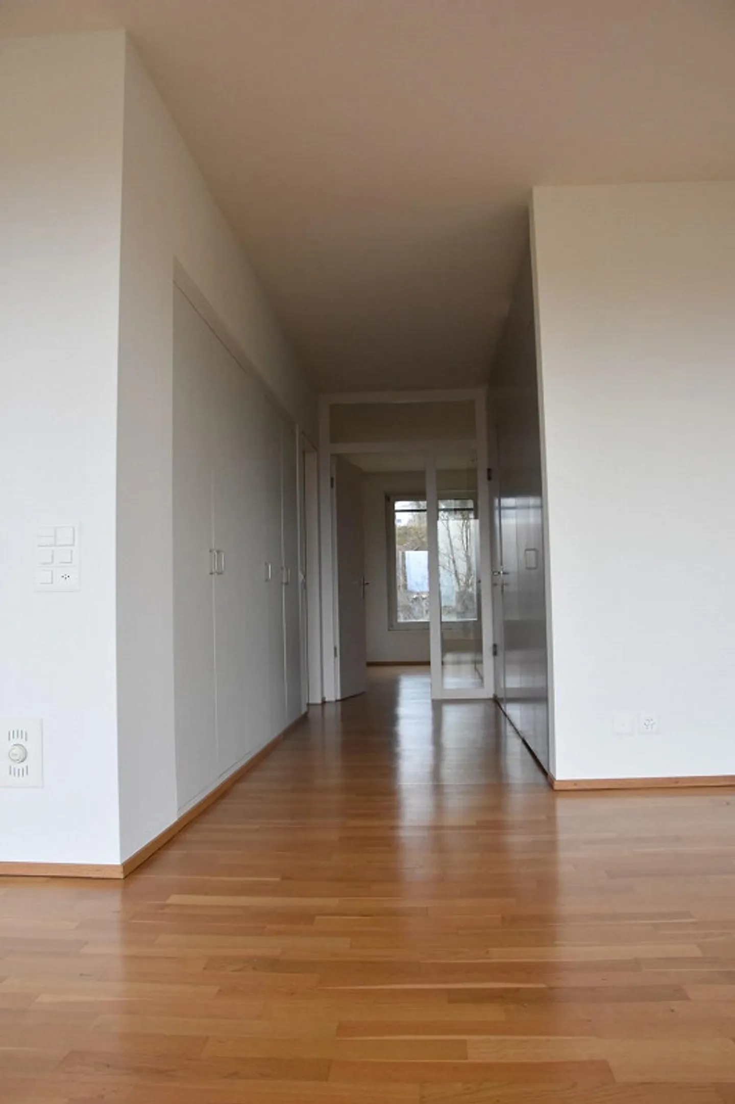 Helle und moderne 5.5 Zimmerwohnung im Naturschutzgebiet - Photo 6 of 9