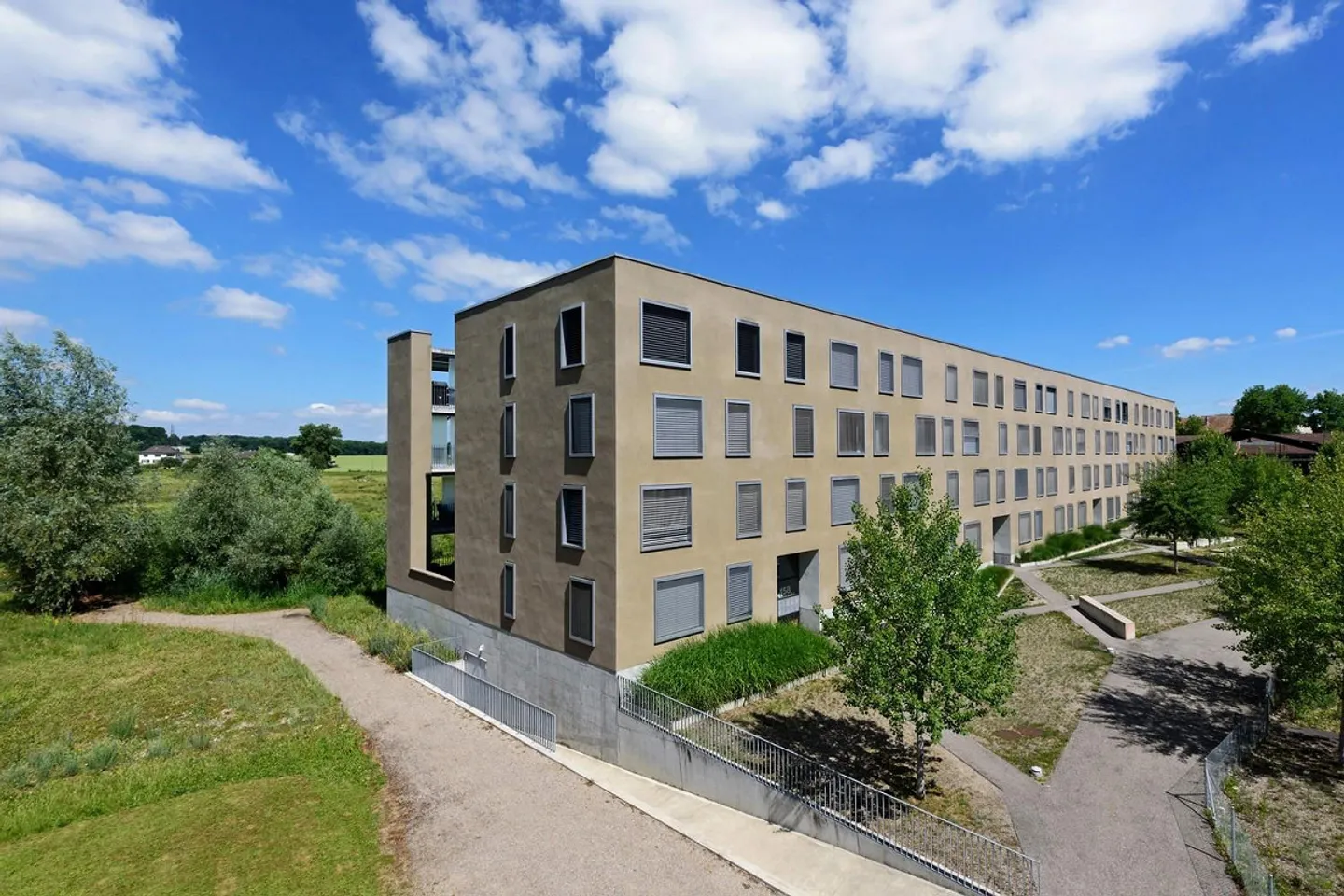 Helle und moderne 5.5 Zimmerwohnung im Naturschutzgebiet - Photo 9 of 9