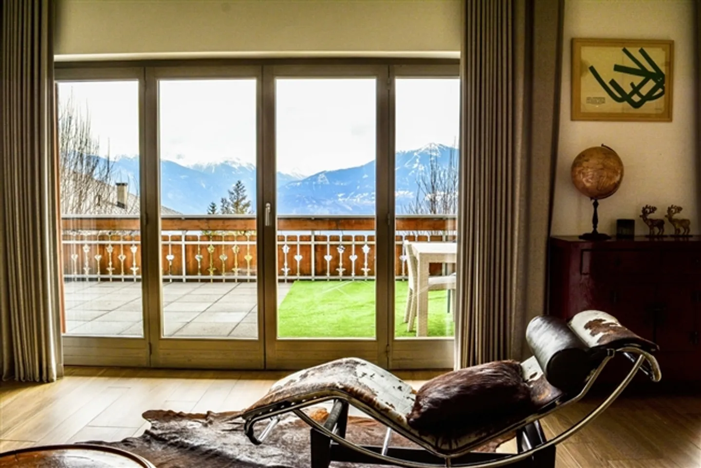 Luxuswohnung mit Terrasse - Foto 4 von 15