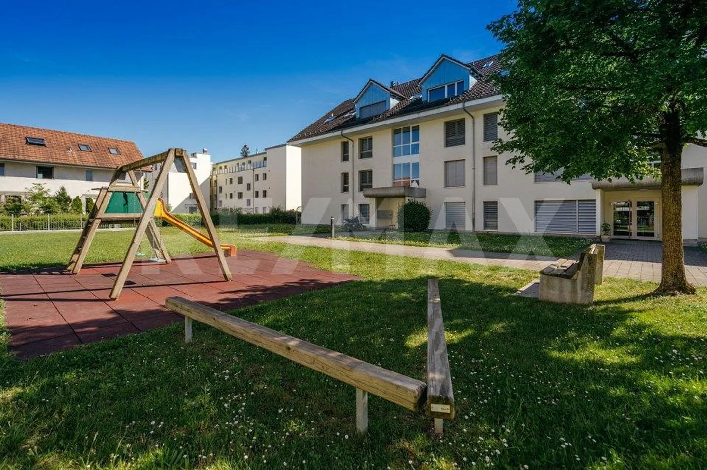 Expérience de vie originale avec combles - qualité de vie sur deux niveaux ! - Photo 13 sur 13
