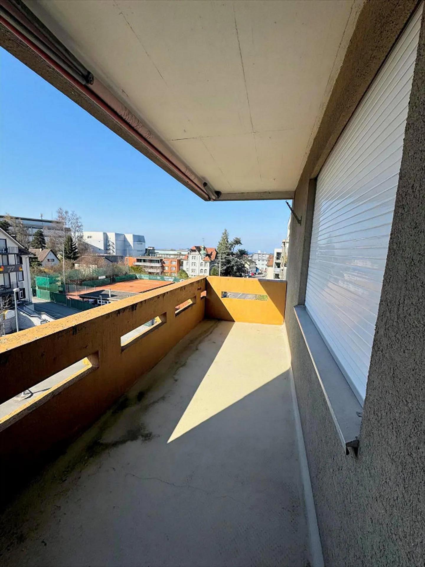 Beautiful and Quiet 3.5 Room Apartment - Photo 8 of 12