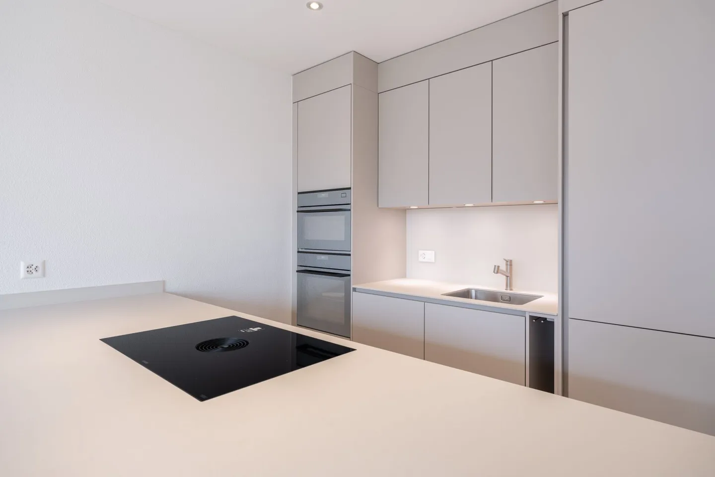 Neubau - stilvolle 4.5-Zimmer-Maisonette mit 157 m² Wohnfläche in Zauggenried - Foto 6 von 18