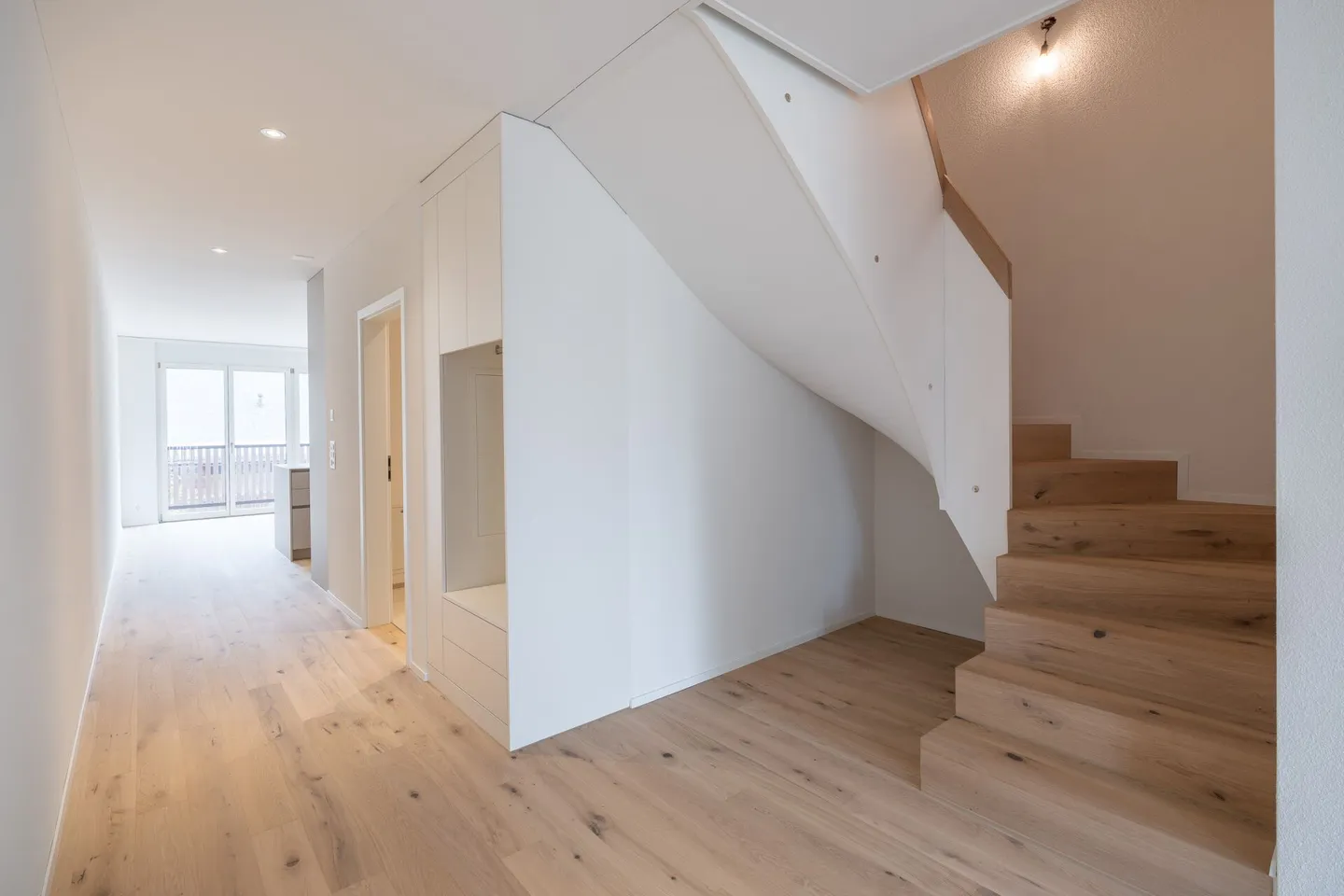 Neubau - stilvolle 4.5-Zimmer-Maisonette mit 157 m² Wohnfläche in Zauggenried - Foto 11 von 18