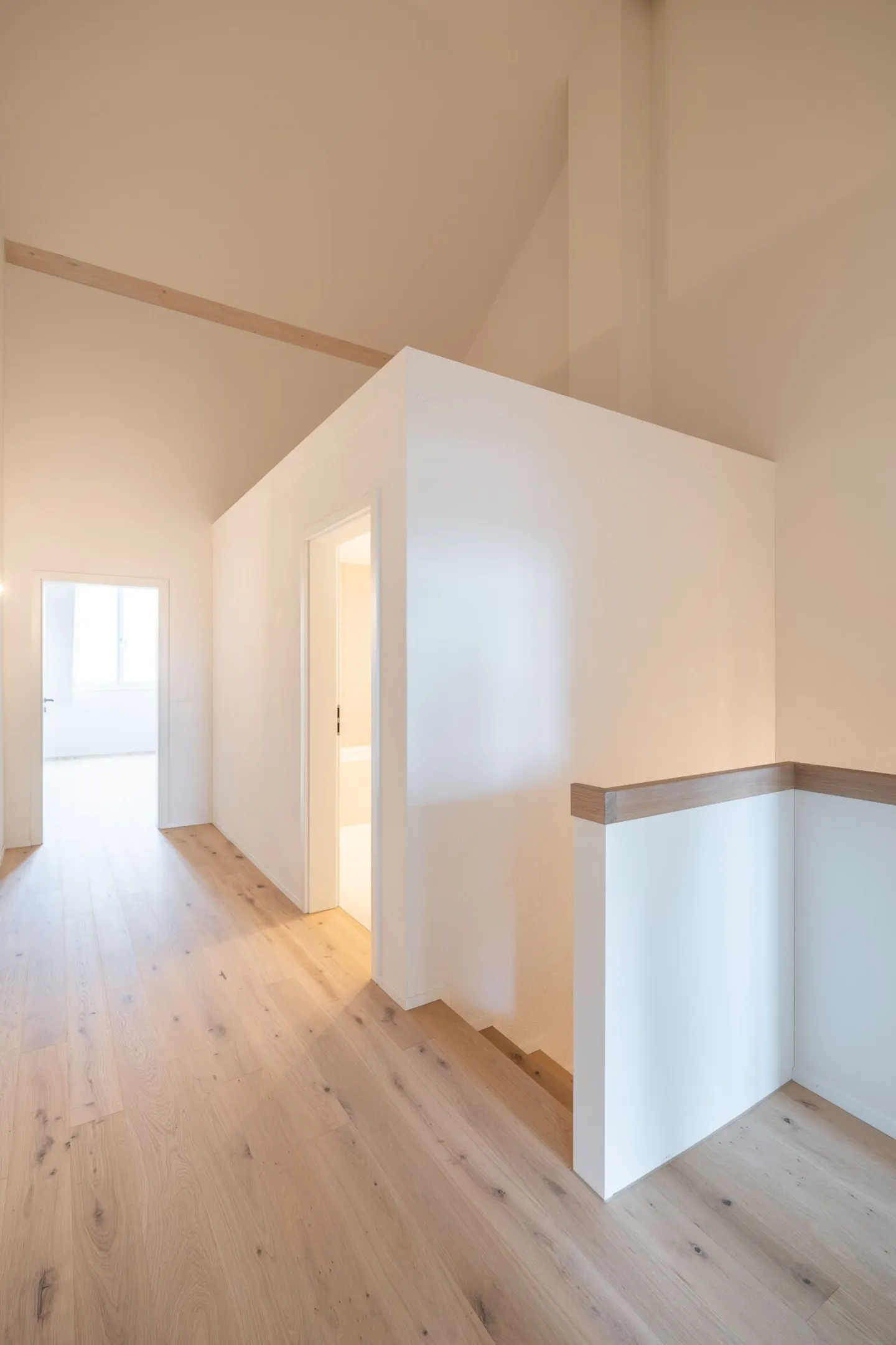 Neubau - stilvolle 4.5-Zimmer-Maisonette mit 157 m² Wohnfläche in Zauggenried - Foto 13 von 18