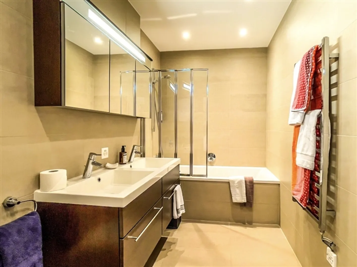 Luxuswohnung mit Terrasse - Foto 10 von 15