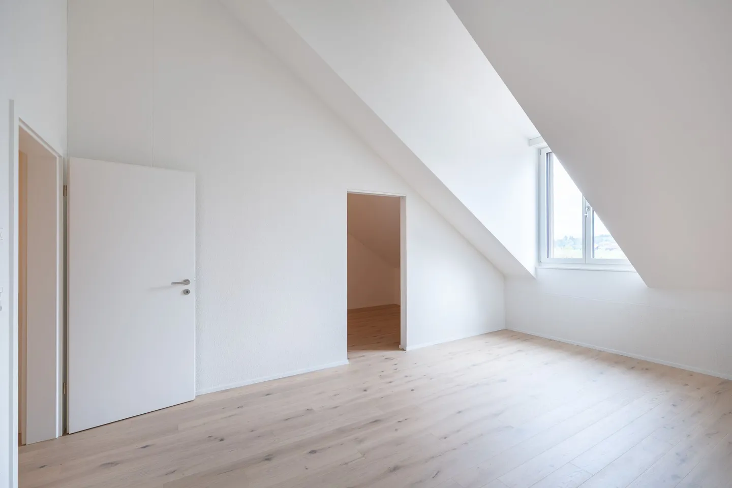 Neubau - stilvolle 4.5-Zimmer-Maisonette mit 157 m² Wohnfläche in Zauggenried - Foto 16 von 18