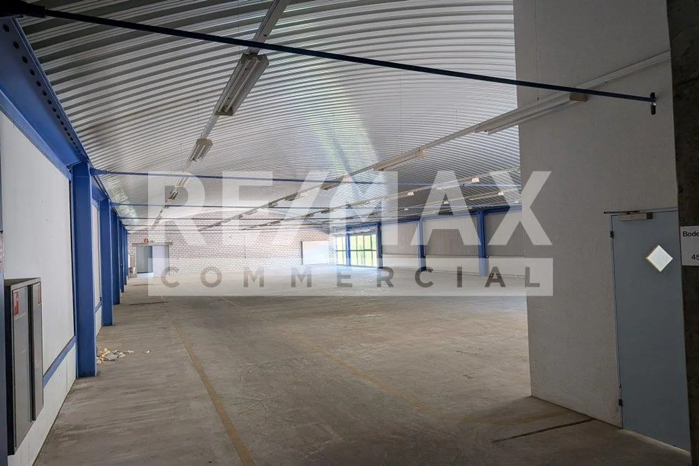 Circa 940 m2 di spazio magazzino/commerciale - Foto 5 di 10