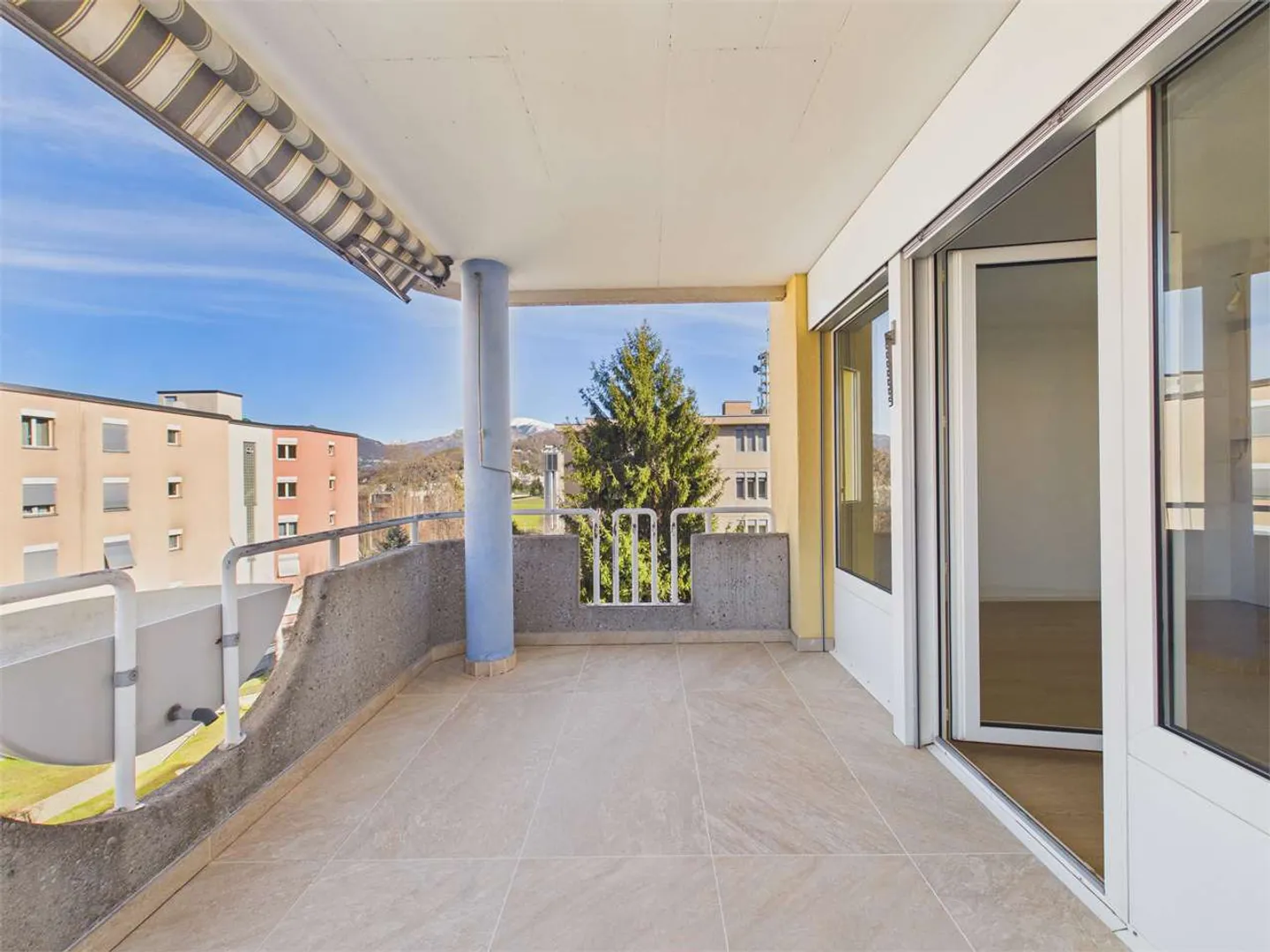 Spacious one-room apartment completely renovated - Photo 10 of 10