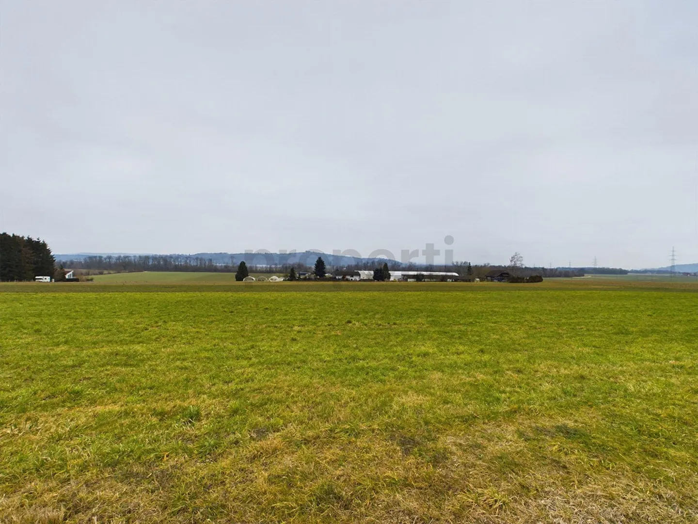 Opportunité d'investissement unique : terrain commercial à Meinisberg (BE) – G... - Photo 1 sur 9