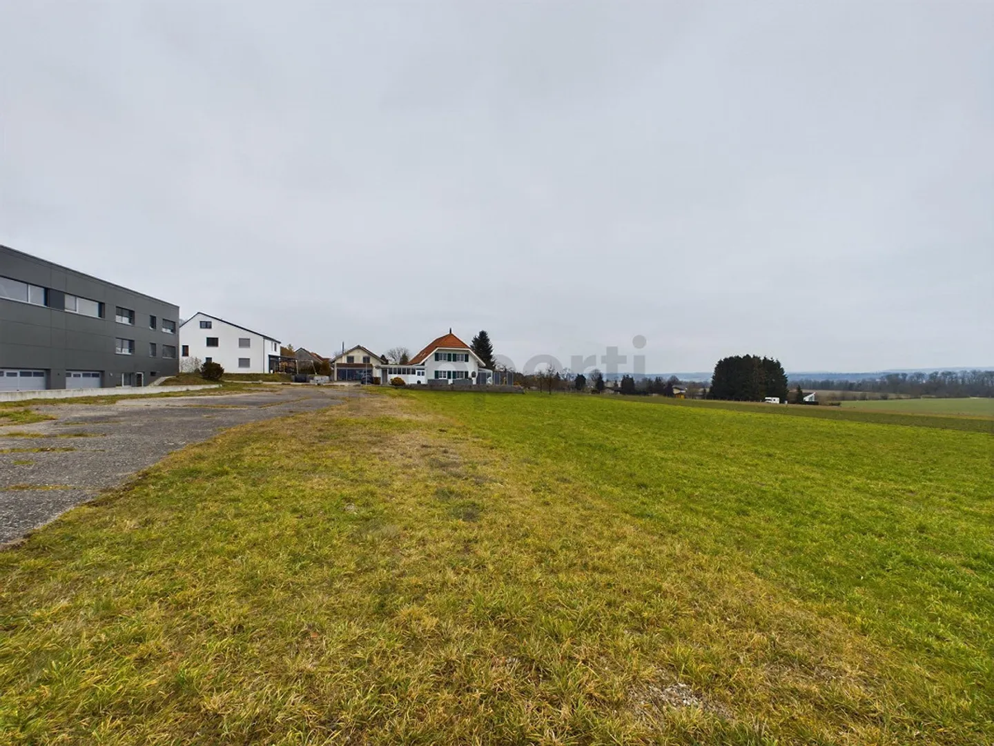 Opportunité d'investissement unique : terrain commercial à Meinisberg (BE) – G... - Photo 2 sur 9