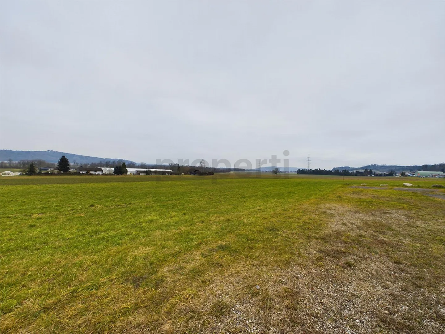 Opportunité d'investissement unique : terrain commercial à Meinisberg (BE) – G... - Photo 6 sur 9