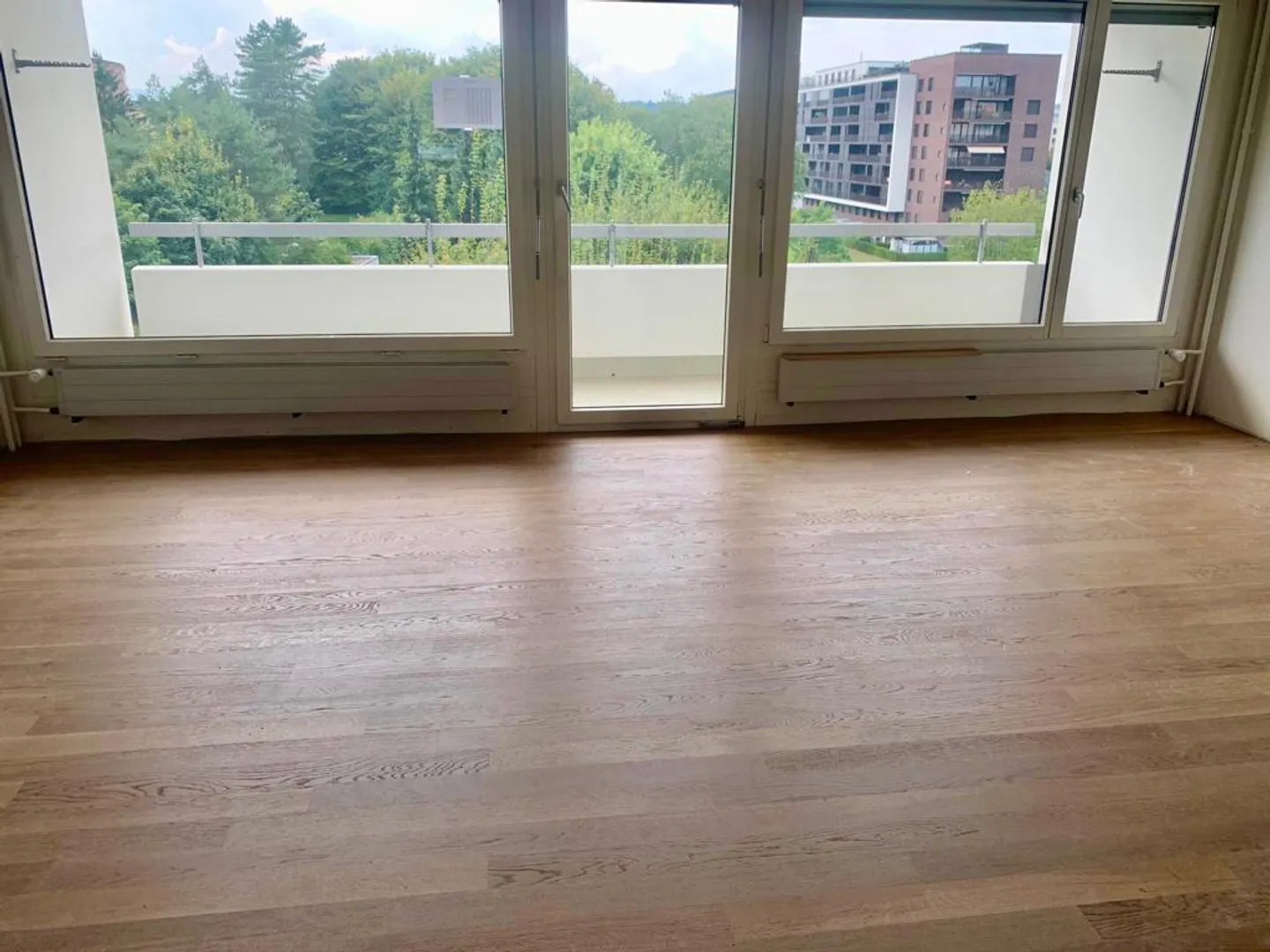 Appartamento affascinante 3.5 locali con balcone e bella vista a Lucerna - Foto 3 di 7