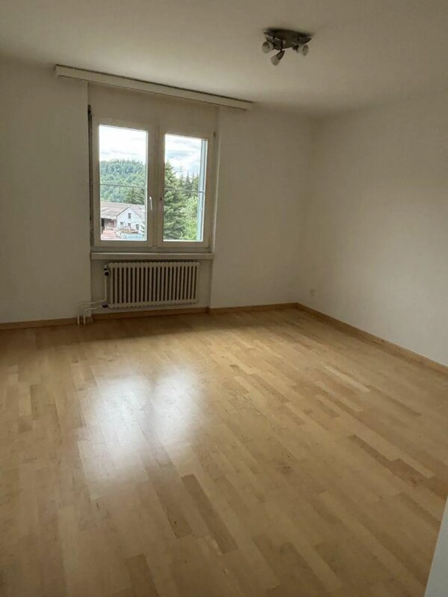 schöne, helle 3.5 Zimmer-Wohnung mit grosszügigem Balkon - Foto 8 von 9
