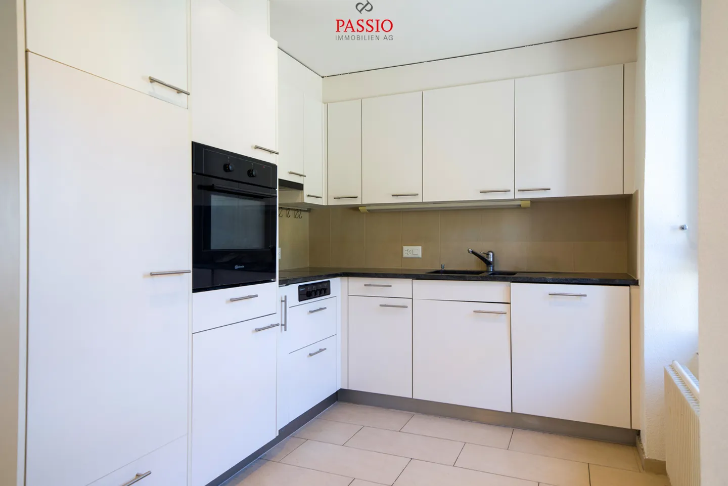 Bâtiment unique avec 3 appartements et vue imprenable - Photo 6 sur 23