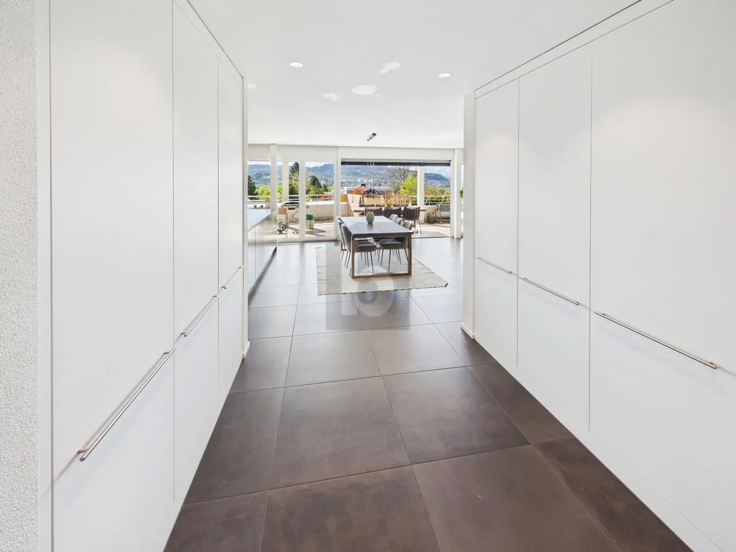 Stilvolle Wohnung mit sonniger Terrasse - Foto 4 von 6