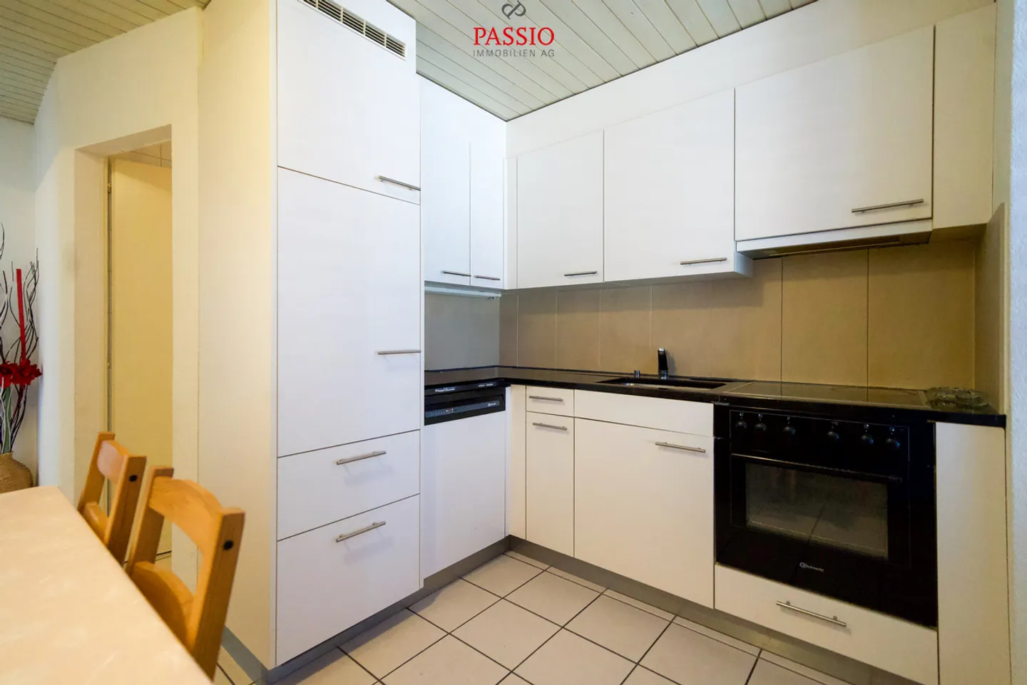 Bâtiment unique avec 3 appartements et vue imprenable - Photo 13 sur 23