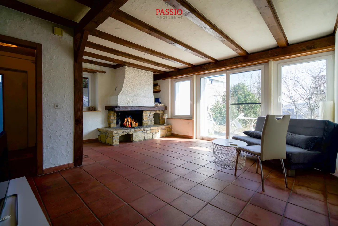 Bâtiment unique avec 3 appartements et vue imprenable - Photo 14 sur 23