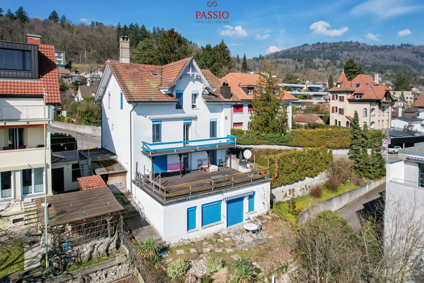 Bâtiment unique avec 3 appartements et vue imprenable - Photo 20 sur 23