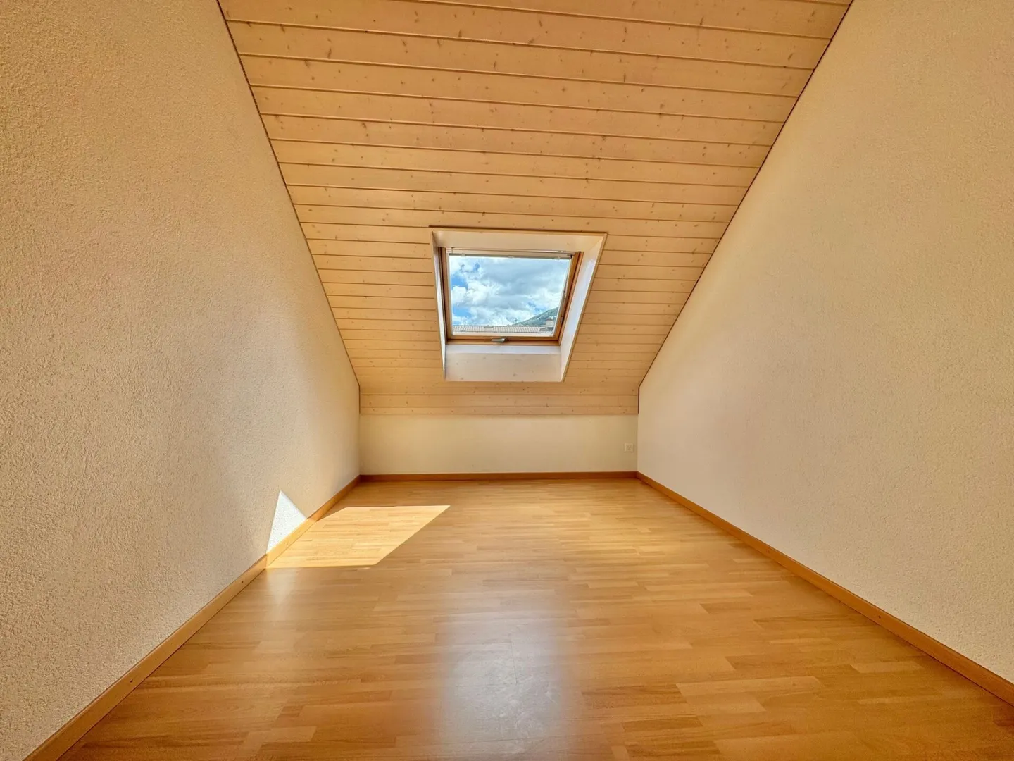 Appartamento duplex di 5,5 stanze - Foto 10 di 15