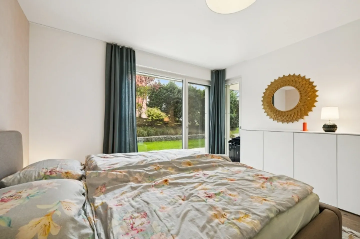 Charming 3.5-room apartment with spacious garden seating area - Photo 6 of 13