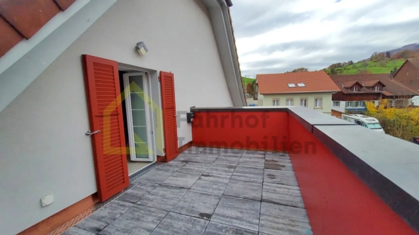 Charmante Maisonette-Dachwohnung mit Balkon - Photo 6 sur 12