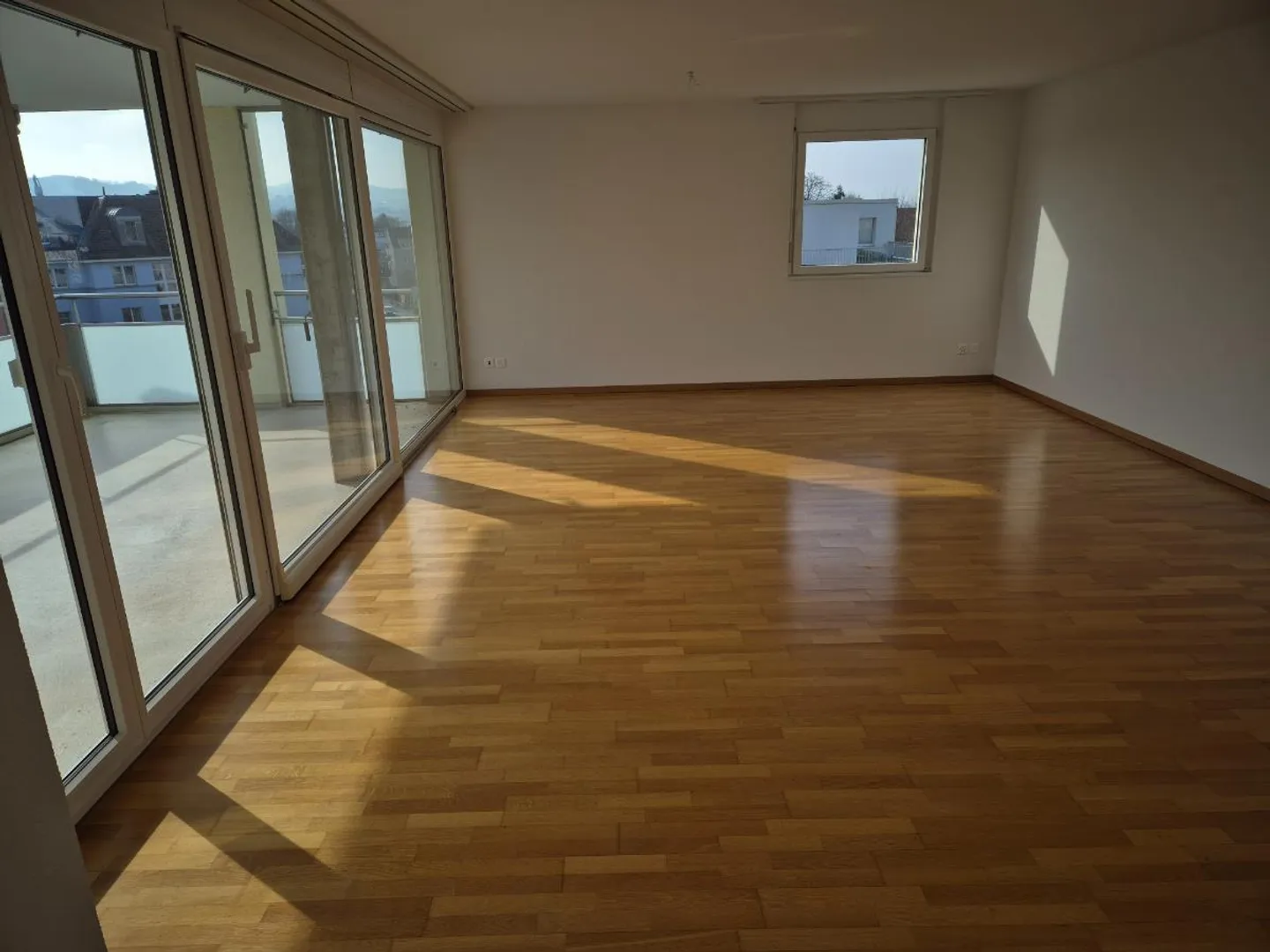 Appartamento in affitto - Foto 3 di 8